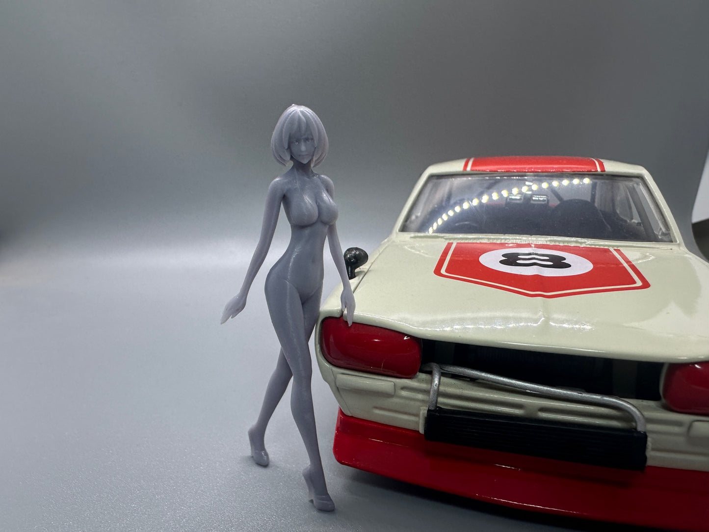 1:24 Scale Sexy Modeling Girl Resin Figure Unpainted