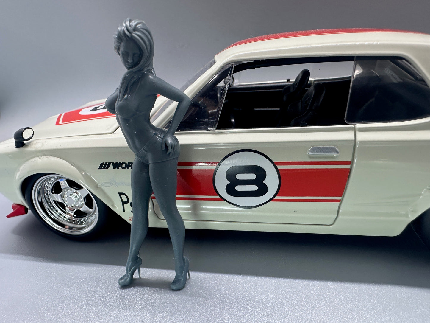 1:24 Scale Sexy Modeling Girl Resin Figure Unpainted