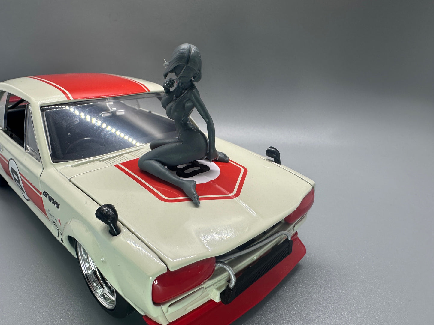 1:24 Scale Sexy Modeling Girl Resin Figure Unpainted