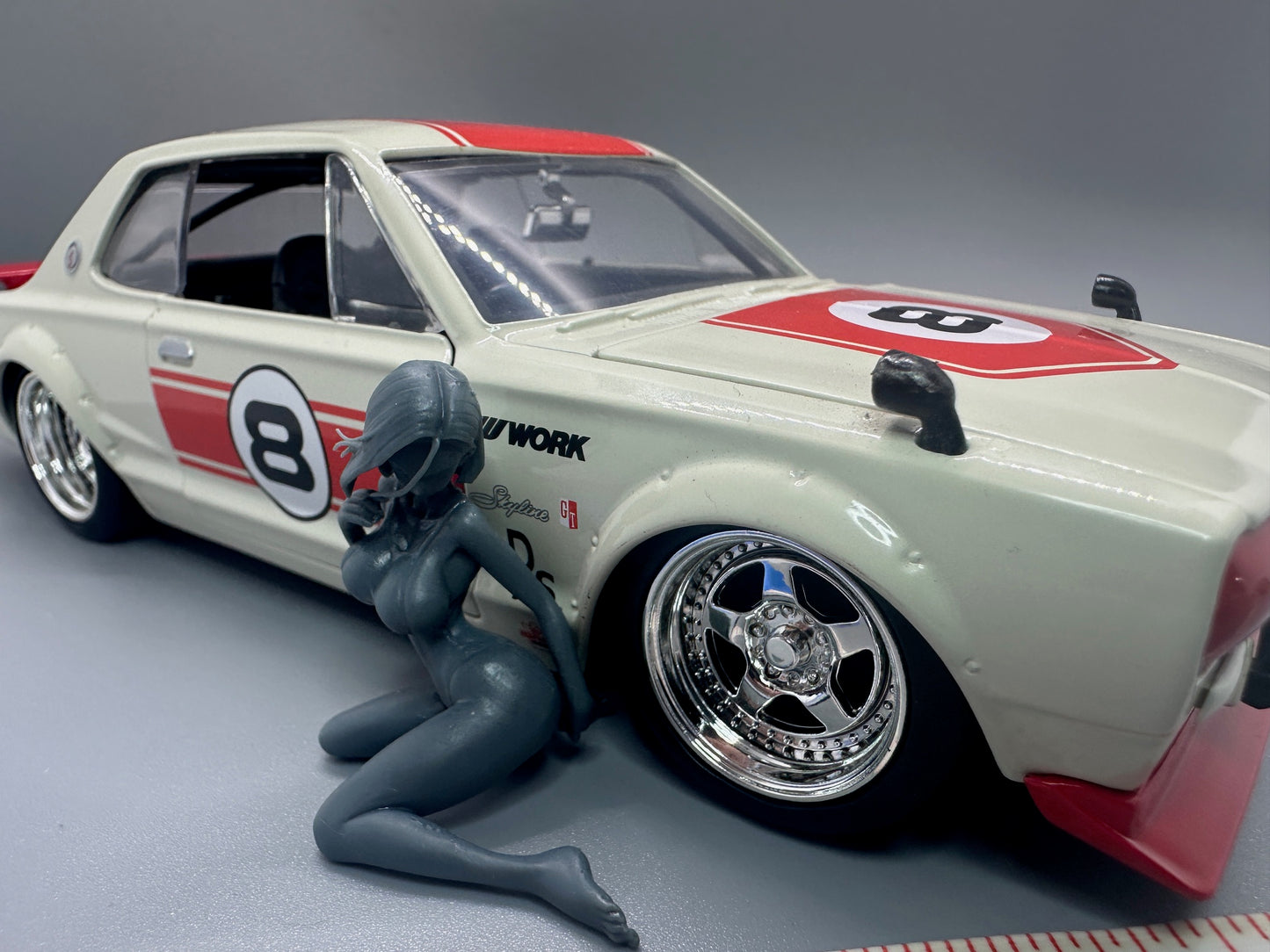 1:24 Scale Sexy Modeling Girl Resin Figure Unpainted