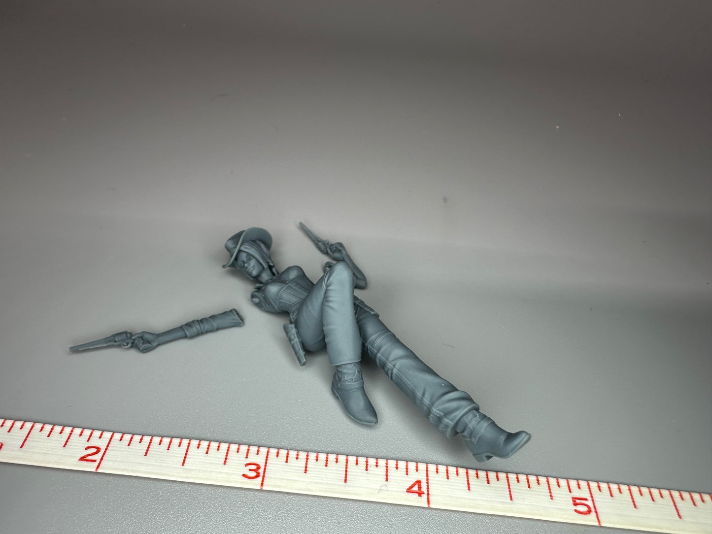 1:24 Scale Sexy Gunslinger Girls Of The Old West Resin Figures Unpainted Kit