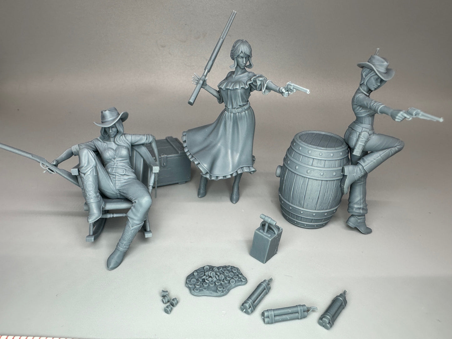 1:24 Scale Sexy Gunslinger Girls Of The Old West Resin Figures Unpainted Kit