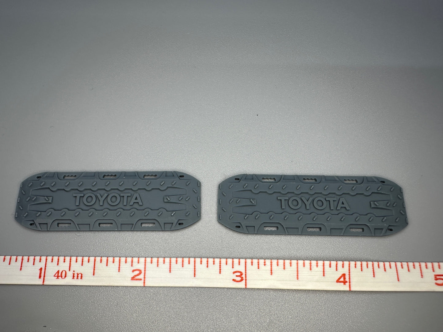 1:24 Scale 4x4 Overlanding Toyota Off Road Recovery Boards