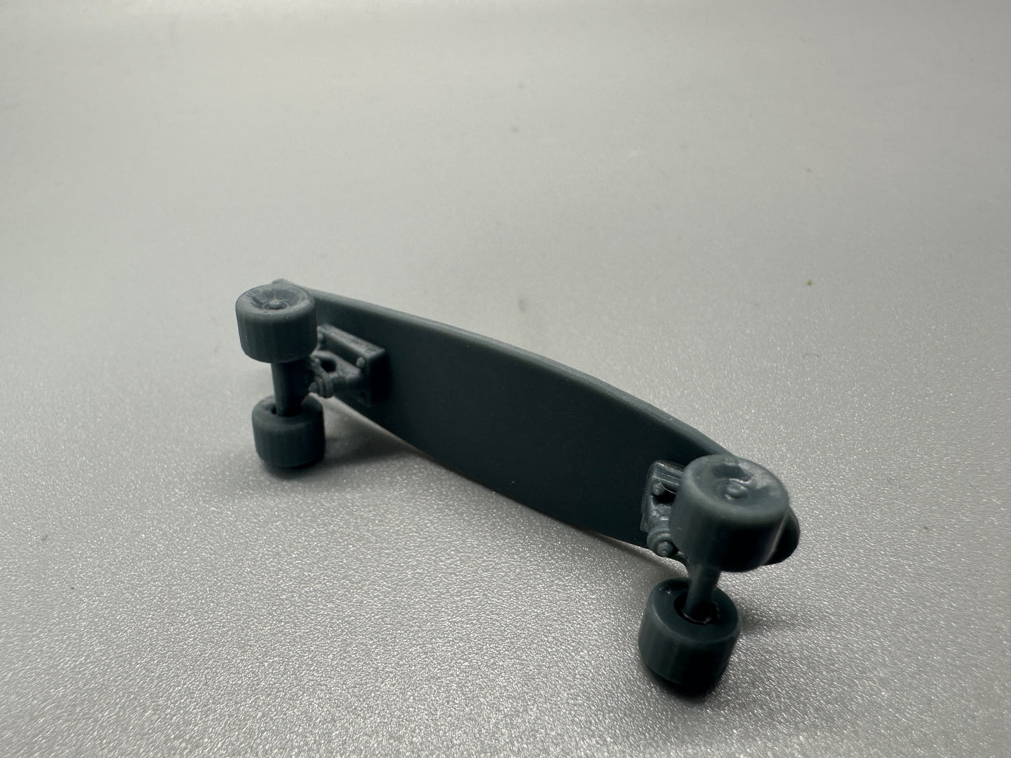 1:24 Scale Skateboard Unpainted Resin