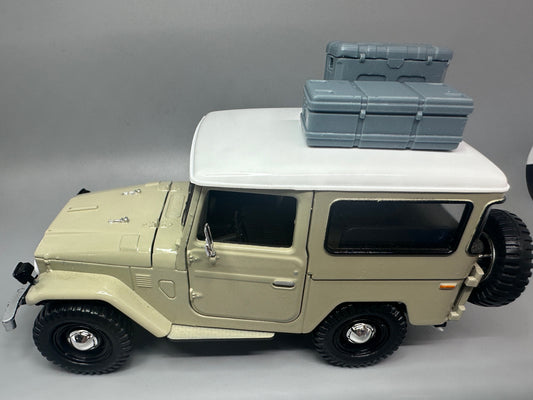 1:24 Scale Overlanding Travel Crates Unpainted Resin