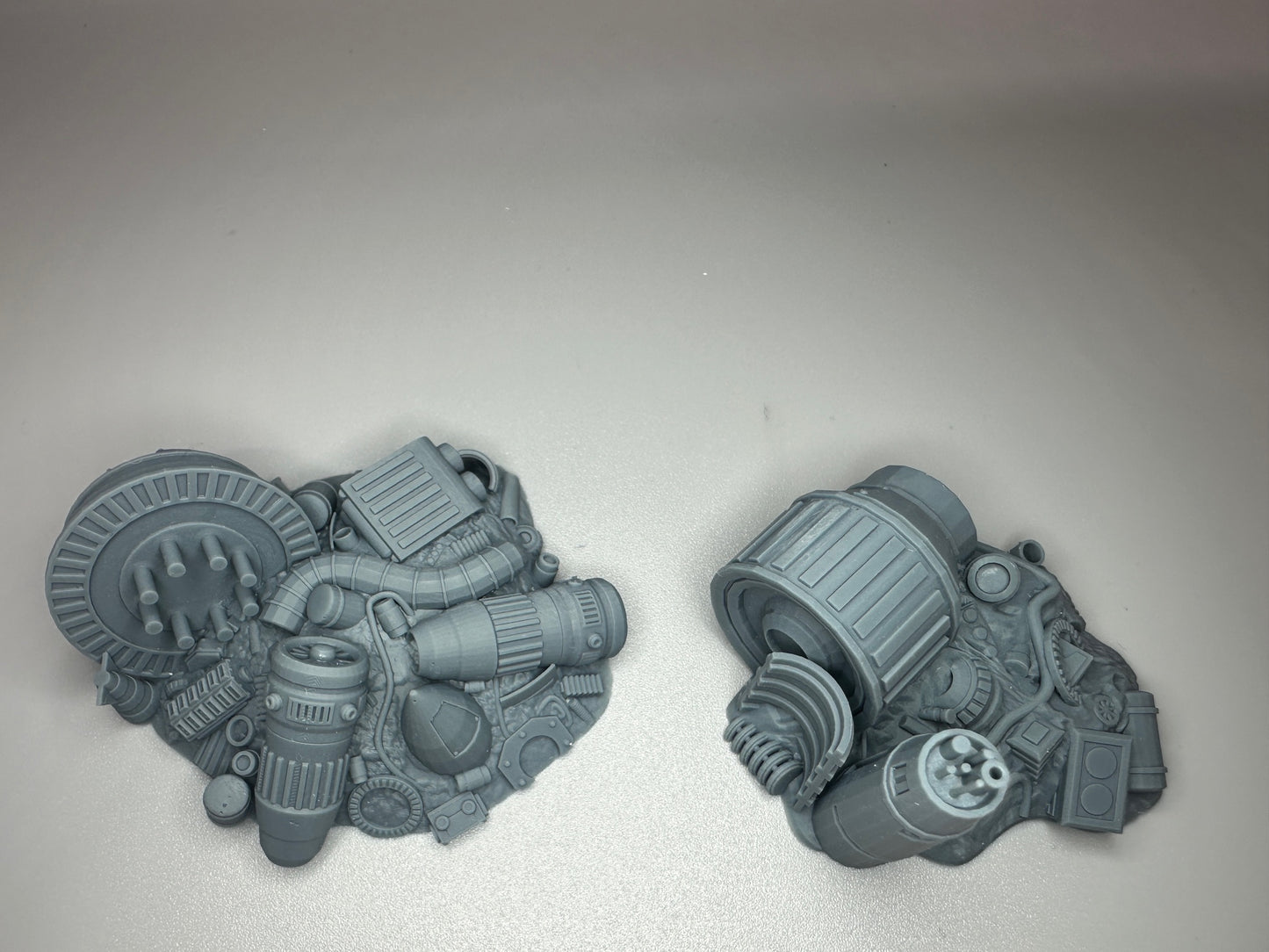 1:24 Scale Space Parts Junk Piles (2) Resin