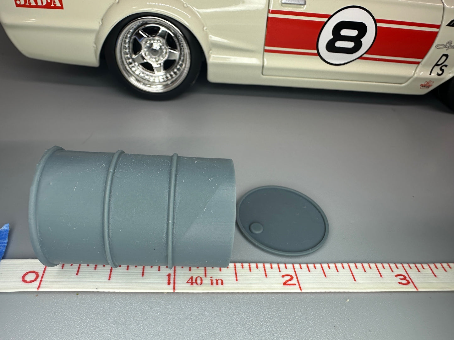 1:24 Scale Resin Oil Drum with Removeable Lid