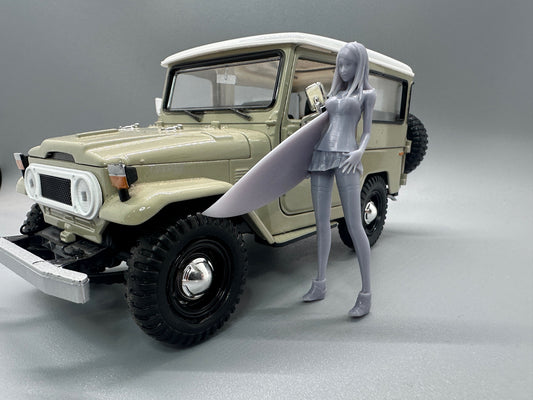 1:24 Scale Surfer Girl Resin Figure Unpainted